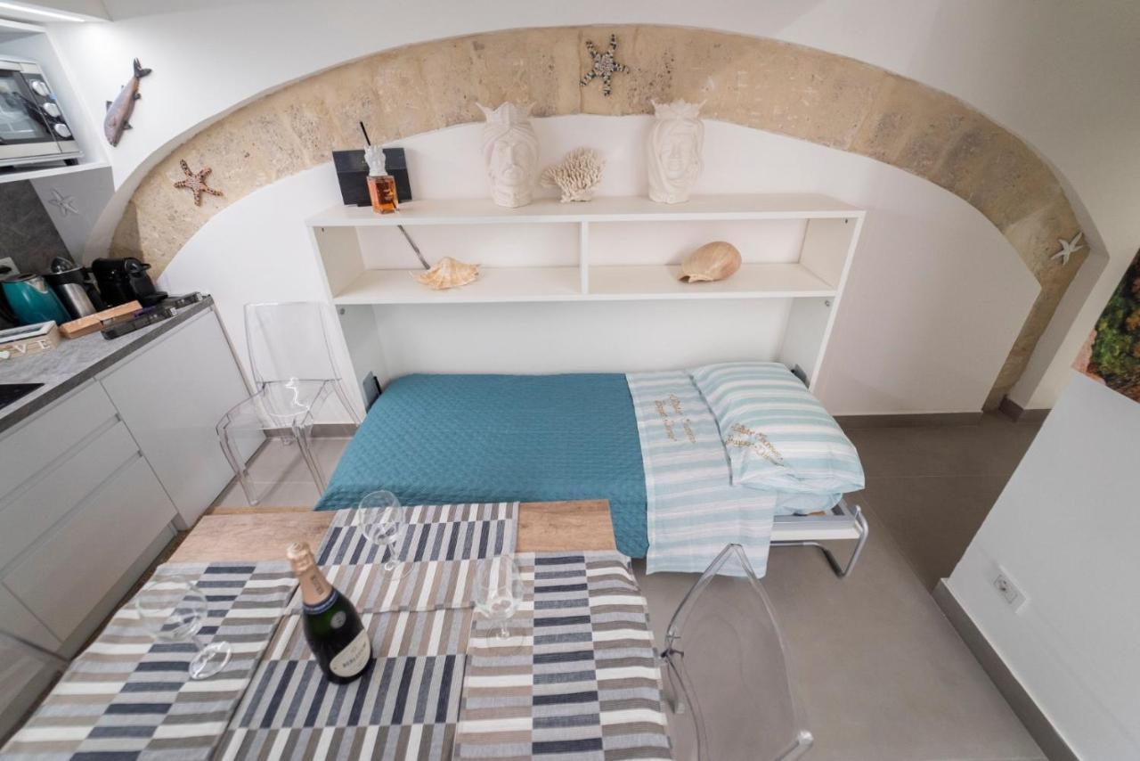 Ortigia Charme Piazza Duomo Apartment Syracuse ภายนอก รูปภาพ
