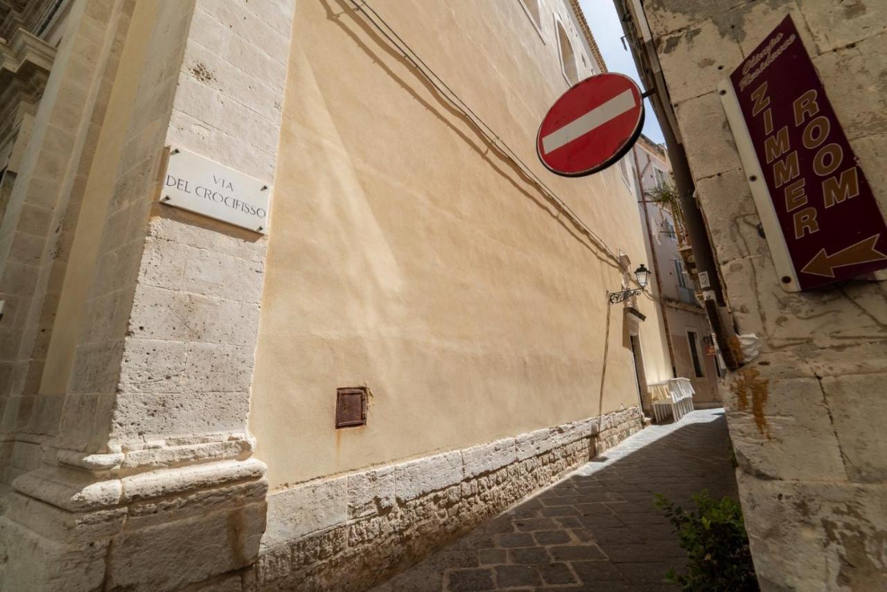 Ortigia Charme Piazza Duomo Apartment Syracuse ภายนอก รูปภาพ