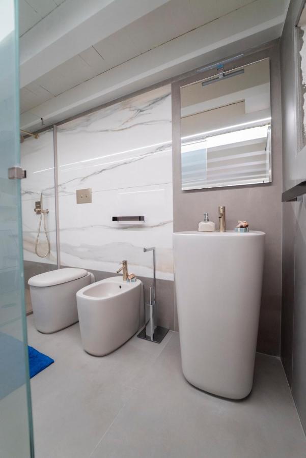 Ortigia Charme Piazza Duomo Apartment Syracuse ภายนอก รูปภาพ