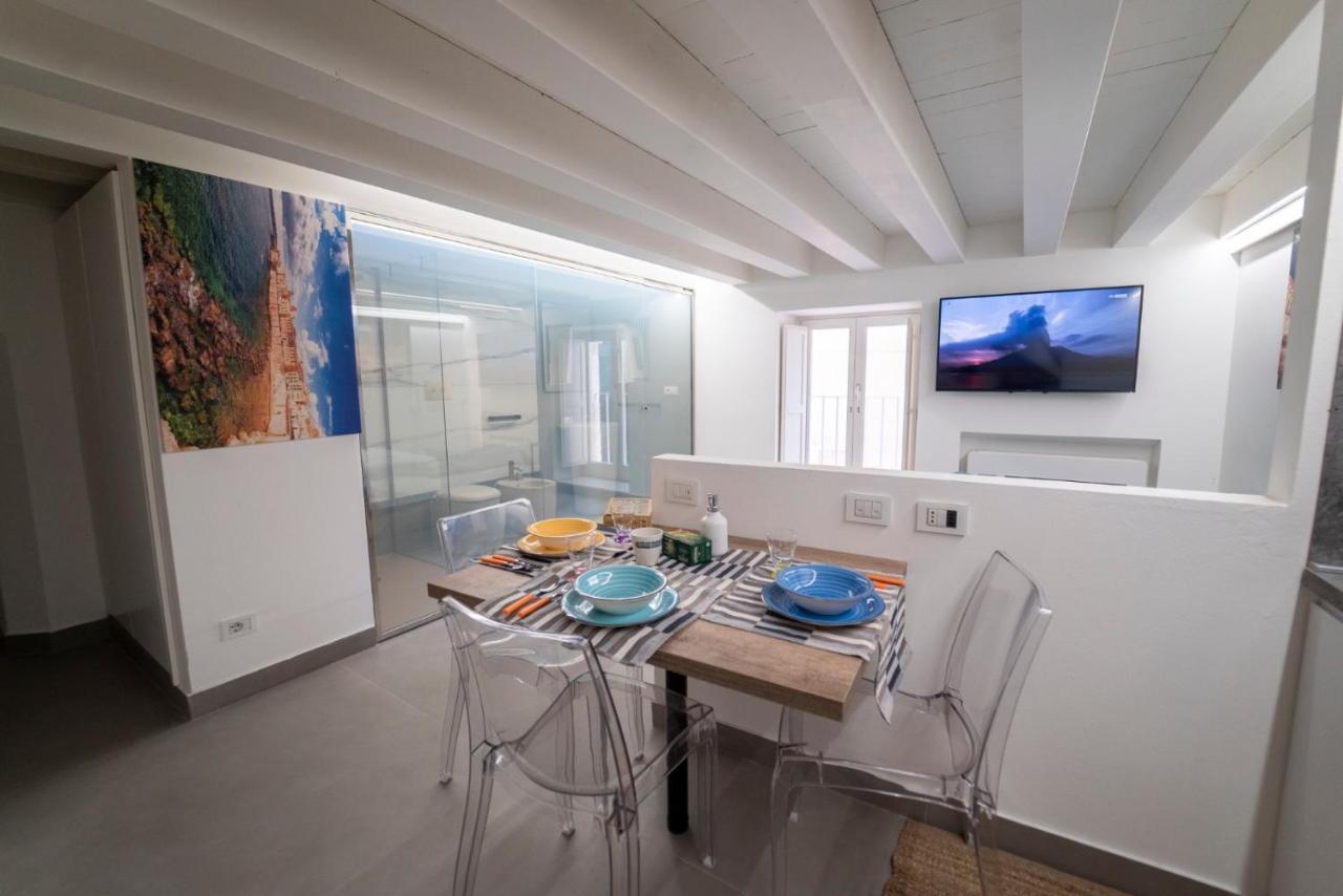 Ortigia Charme Piazza Duomo Apartment Syracuse ภายนอก รูปภาพ